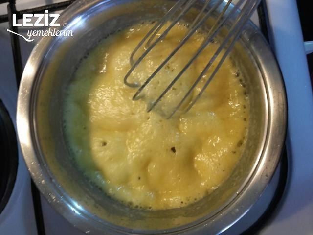 Beşamel Soslu Kaşarlı Fırında Makarna