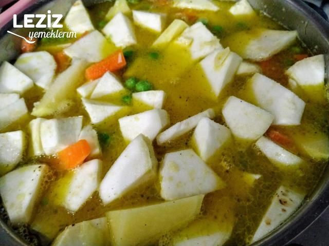 Portakallı Kereviz Yemeği Tarifi (Kerevizin Faydaları)