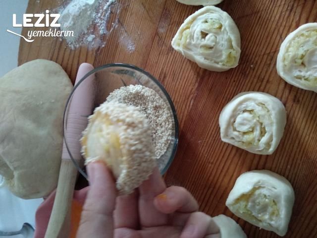 Patatesli Nefis Ve Kolay Rulo Poğaça