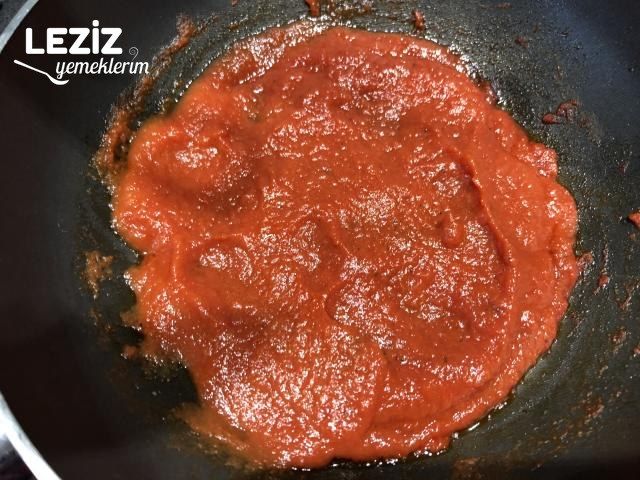 Yoğurt Soslu Kekikli Mantar Sote