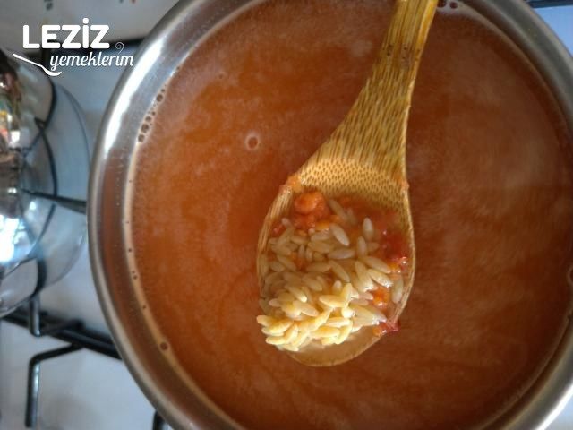 Maydanozlu Şehriye Çorbası