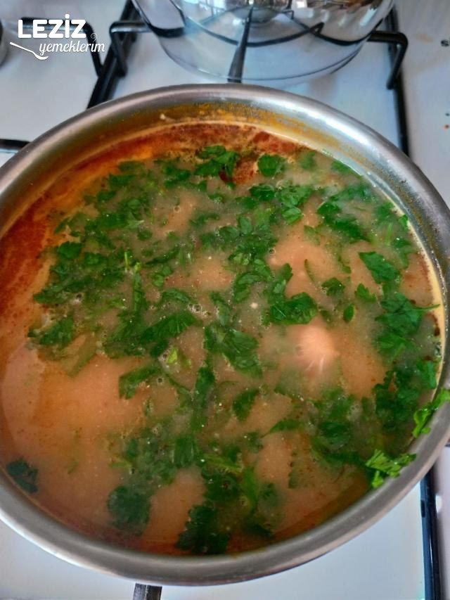 Maydanozlu Şehriye Çorbası