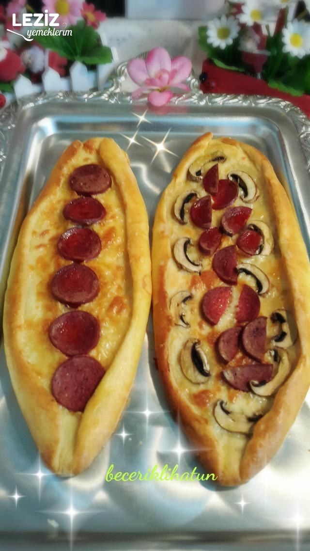 Kaşarlı Sucuklu / Mantarlı Pide