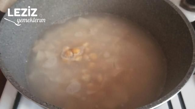 Mis Gibi Tutmaç Çorbası