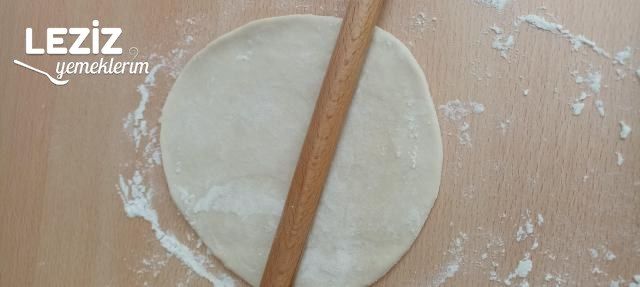 Çok Kolay Mayasız Gözleme Tarifi