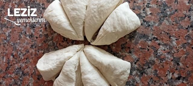 Çok Kolay Mayasız Gözleme Tarifi