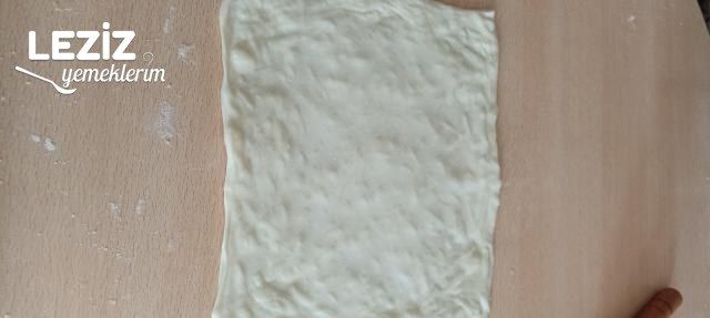 Çok Kolay Mayasız Gözleme Tarifi