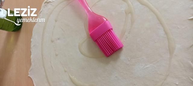 Çok Kolay Mayasız Gözleme Tarifi