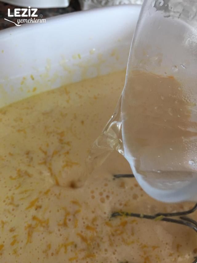 Sütsüz Yoğurtsuz Sulu Kabaran Kek