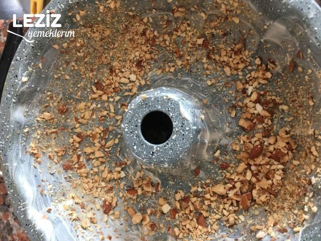 Sütsüz Yoğurtsuz Sulu Kabaran Kek