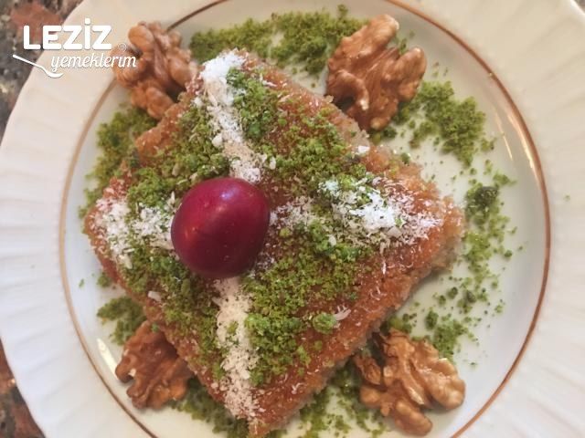 Cevizli Fıstıklı Kadayıflı Revani