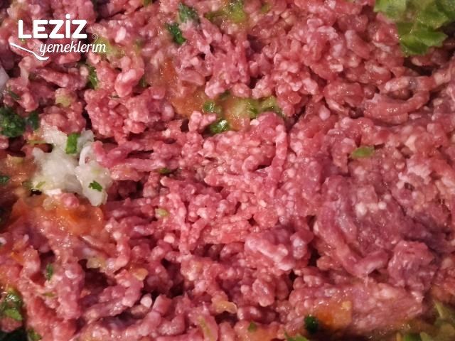 Kıymalı Pide İç Harcı Hazırlama