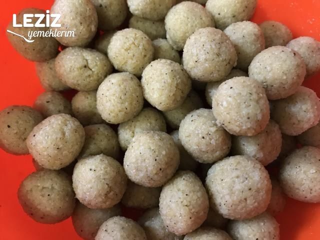 Domates Sosunda Fellah Köftesi