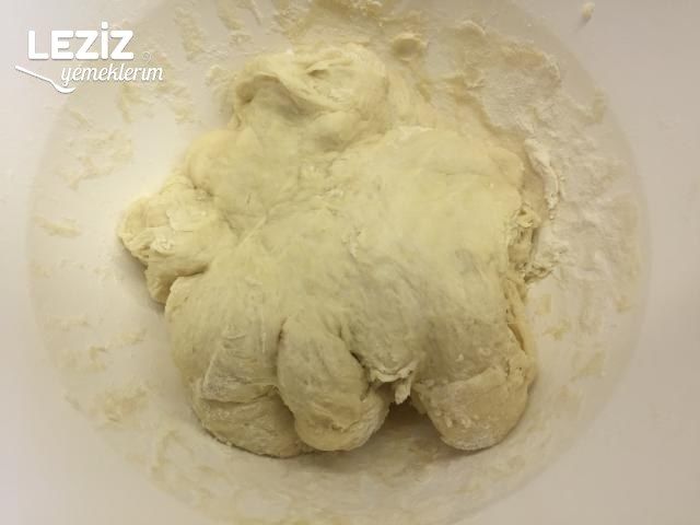 Peynirli Puf Şerit Poğaça