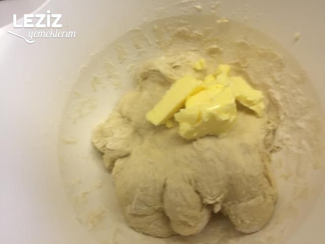 Peynirli Puf Şerit Poğaça