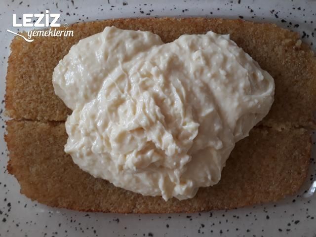 Lezzetli Muhallebili Revani