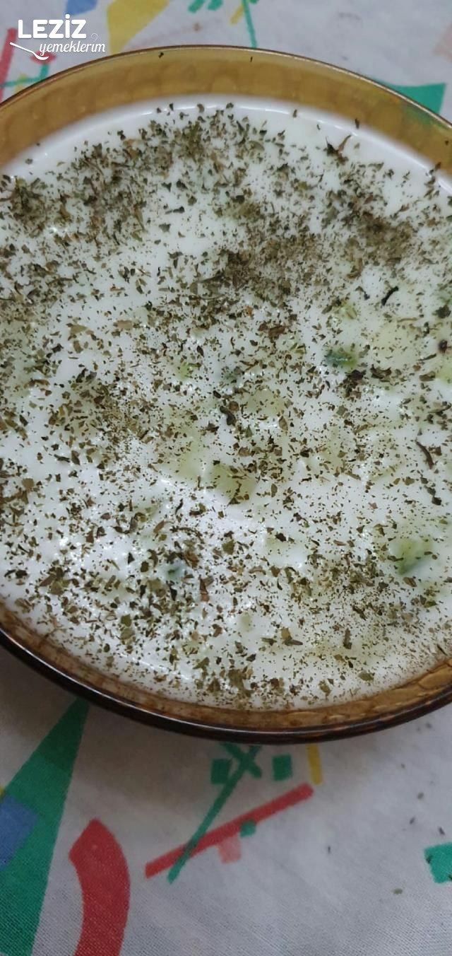 Yaz Aylarında Buz Gibi Cacık