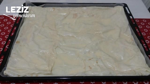 Nefis Lahmacun Böreği Tarifi