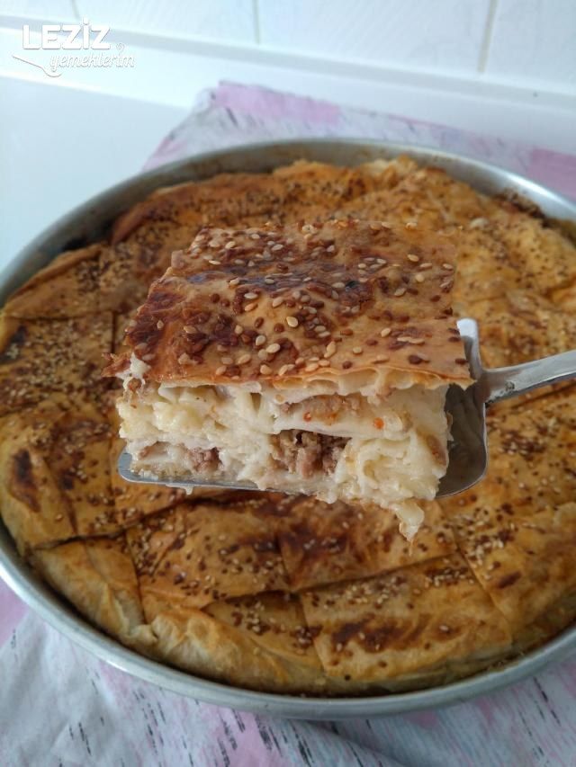 Kıymalı Börek (Harika - Bayılacaksınız)