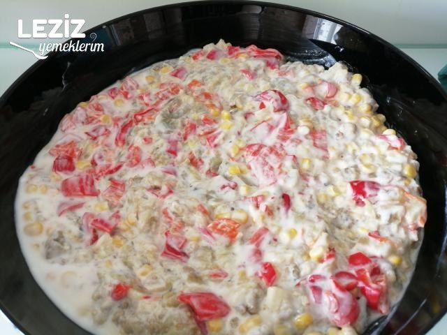 Yoğurtlu Közlenmiş Patlıcan Salatası