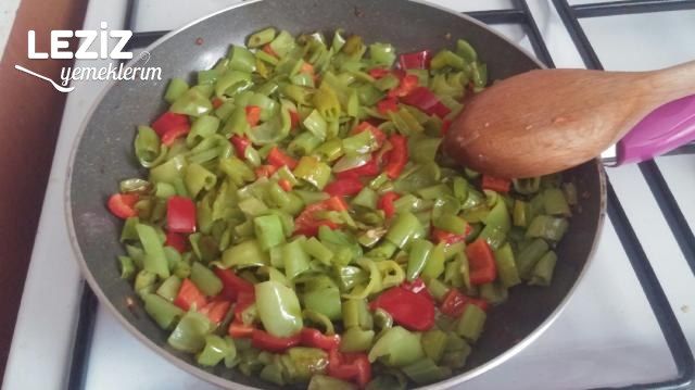 Trakya Usulü Ekşimikli Biber Kavurması