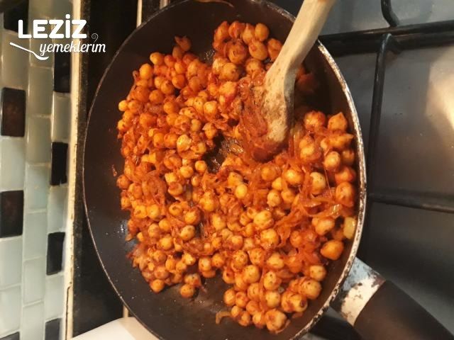 Semizotlu Nohutlu Salata