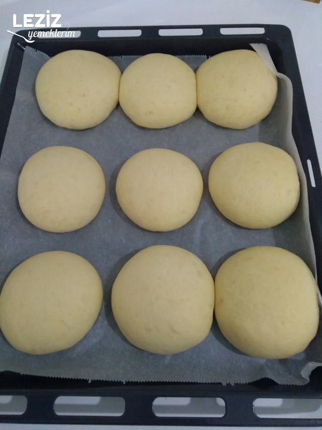 Ev Yapımı Hamburger Ekmeği Nasıl Yapılır