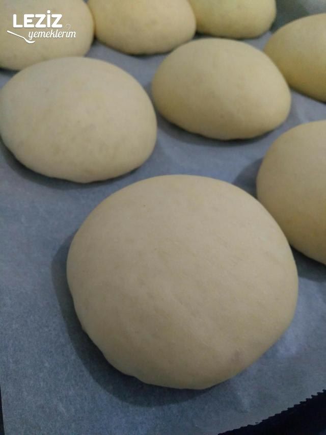 Ev Yapımı Hamburger Ekmeği Nasıl Yapılır