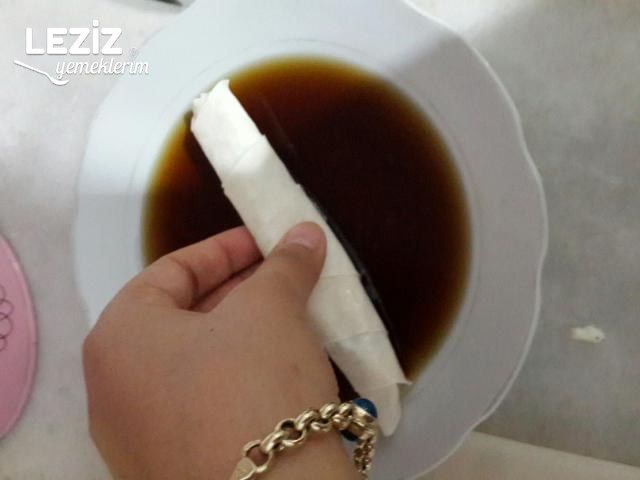 Fırında Peynirli Silindir Börek