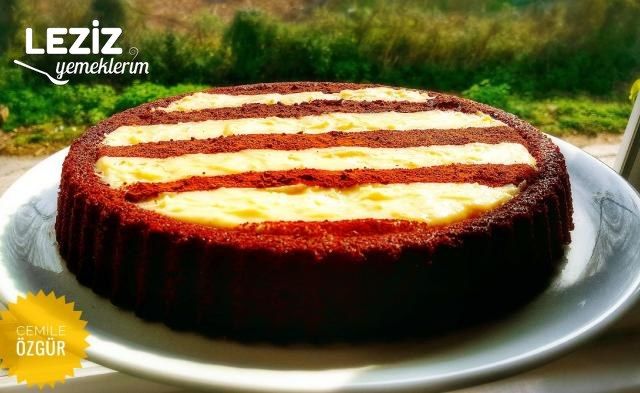 Tart Kalıbında Muhallebili Kek Tarifi