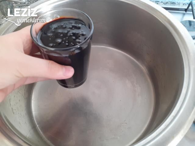 İrmikli Pekmezli Dilme Tatlısı Tarifi