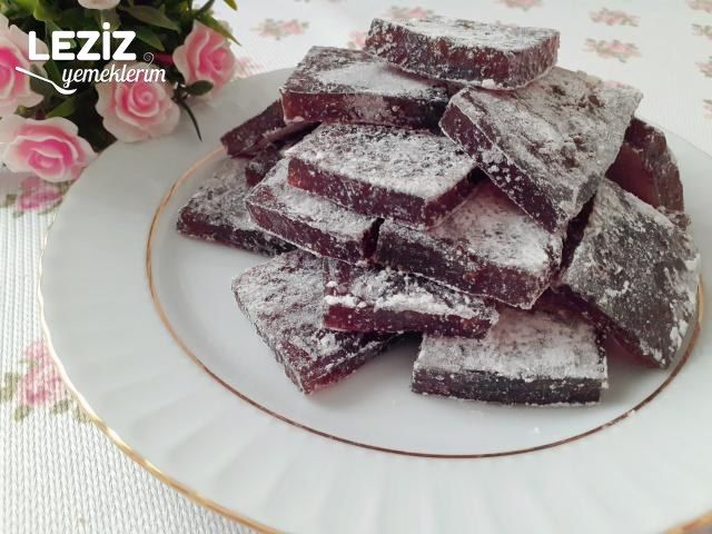 İrmikli Pekmezli Dilme Tatlısı Tarifi
