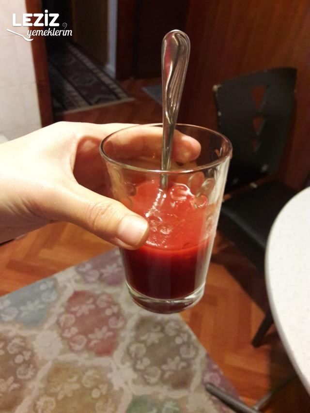 Güveçte Patates Püreli Köfte