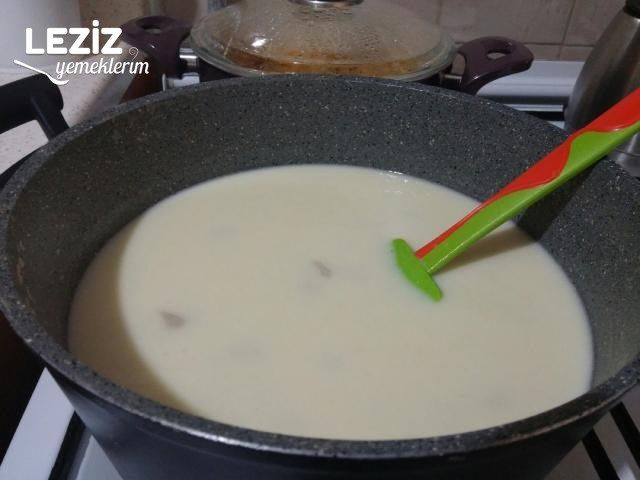 Mantı Çorbası (Yoğurtlu Nohutlu)