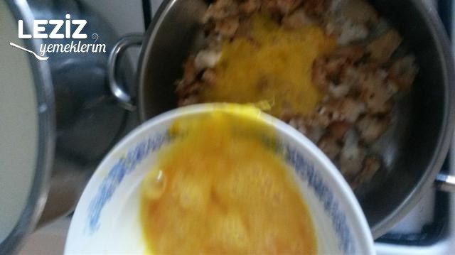 Sağanda Peynirli Yumurtalı Kıtır Ekmek