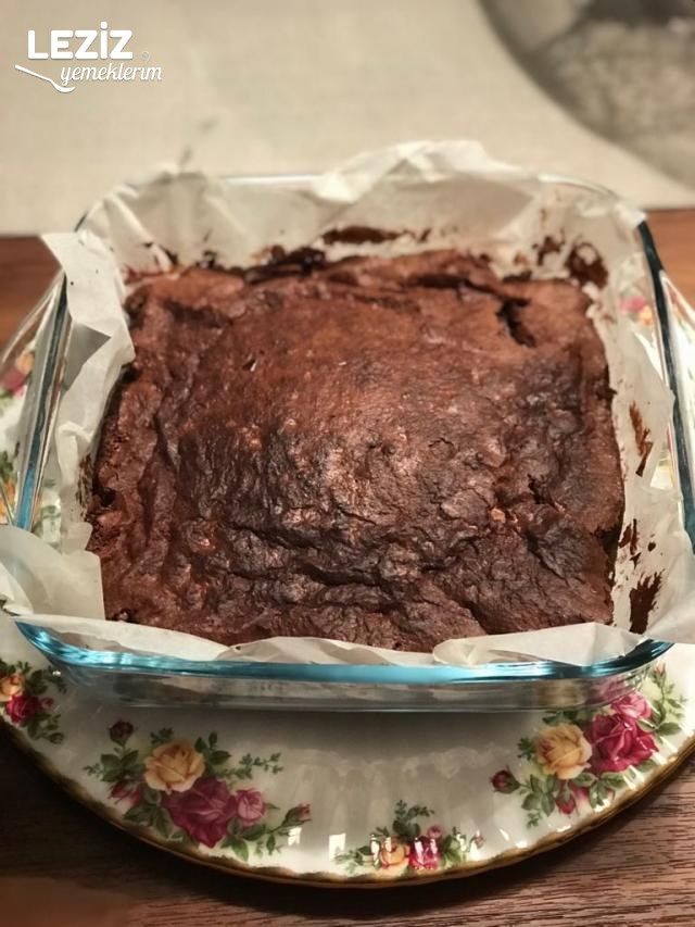 Pratik Nutellalı Muzlu Brownie