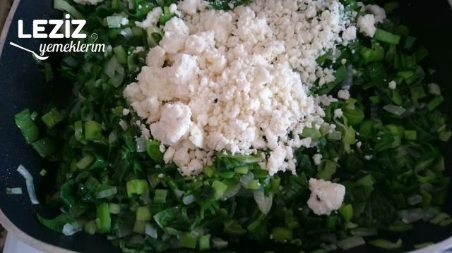 İftarlık Çıtır Börek (Pırasalı)