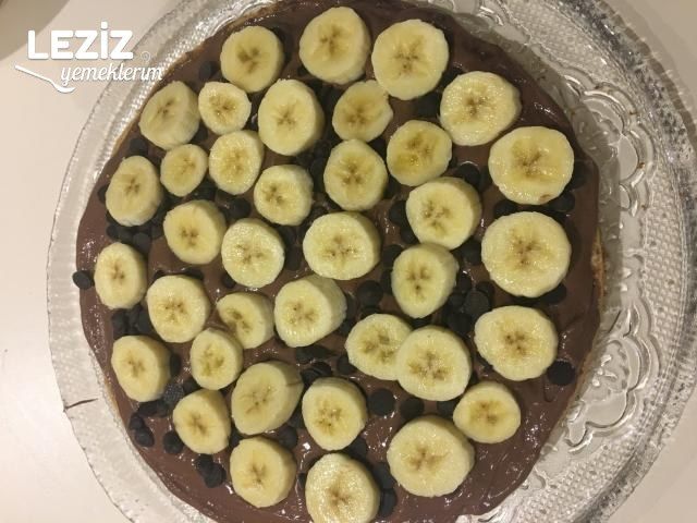 Kakaolu Muzlu Çilekli Pasta
