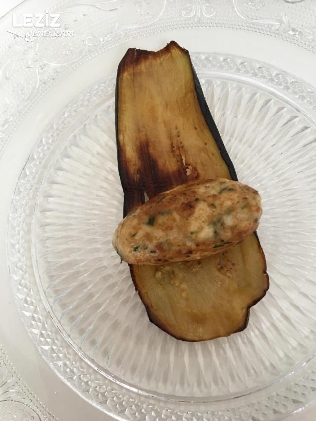 Köfteli Patlıcan Sarma Tarifi