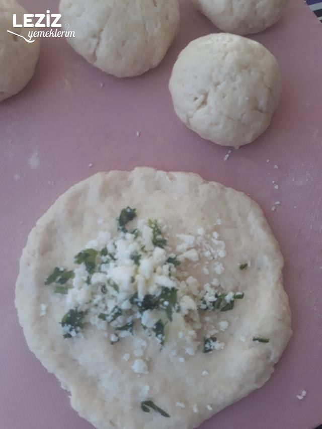 Kabartma Tozlu Poğaça