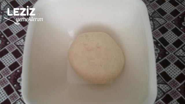 Tavada Zeytinli Kıymalı Gözleme