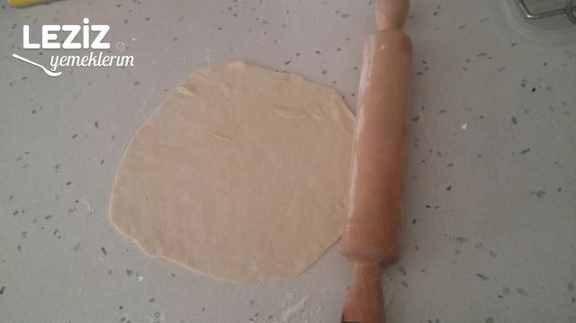 Tavada Zeytinli Kıymalı Gözleme