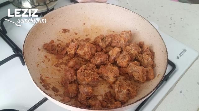Tavada Zeytinli Kıymalı Gözleme