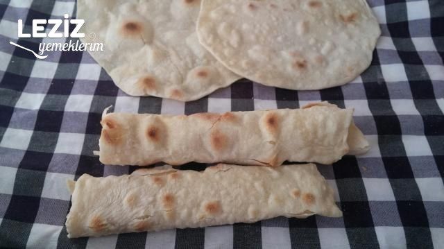 Tavada Mini Ekmekler (Peynirli Sıkmaç)