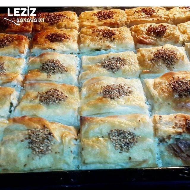 Su Böreği Tadında Büzgülü Börek