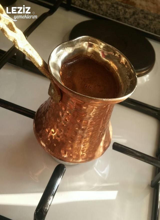 Bol Köpüklü Türk Kahvesi Nasıl Yapılır Leziz Yemeklerim