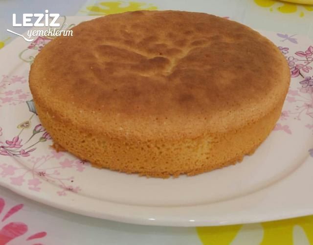 Rulo Gofretli Doğum Günü Pastası