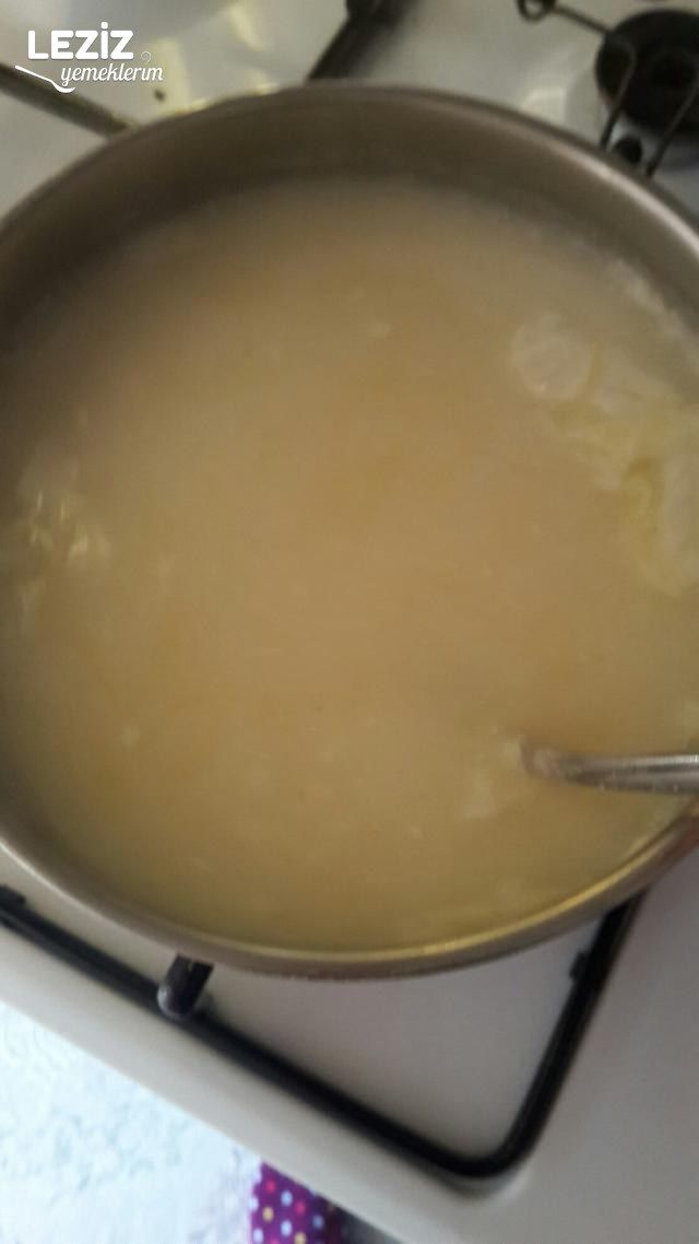 Şehriyeli Yoğurt Çorbası