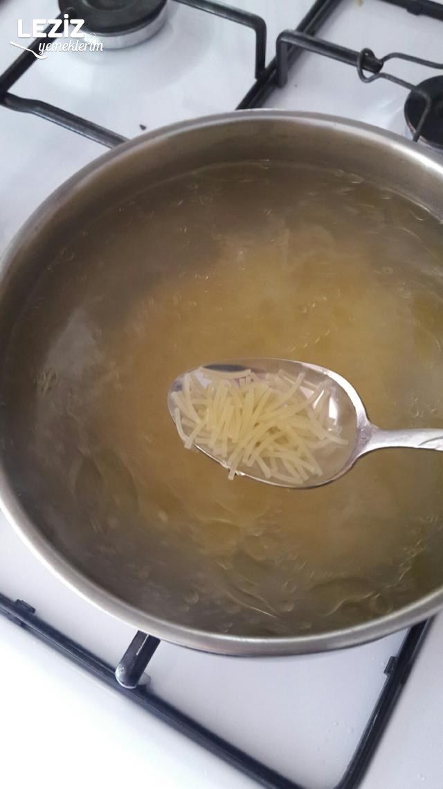 Şehriyeli Yoğurt Çorbası