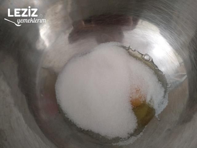 Çikolata Soslu Havuçlu Muffin